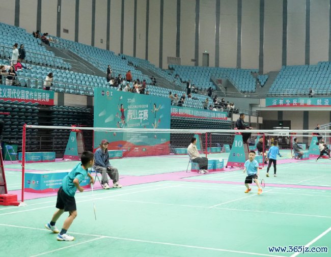 2026年世界东西南朔中羽毛球大赛青少年赛北京分站赛6月19日至21日举行（图片起首：中国羽毛球协会官方公众号)